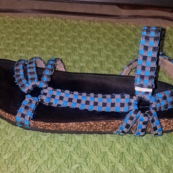 C Label Iria-3 Checker Velcro Footbed Sandals 10 Bright Blue Gray - Picture 3 of 12